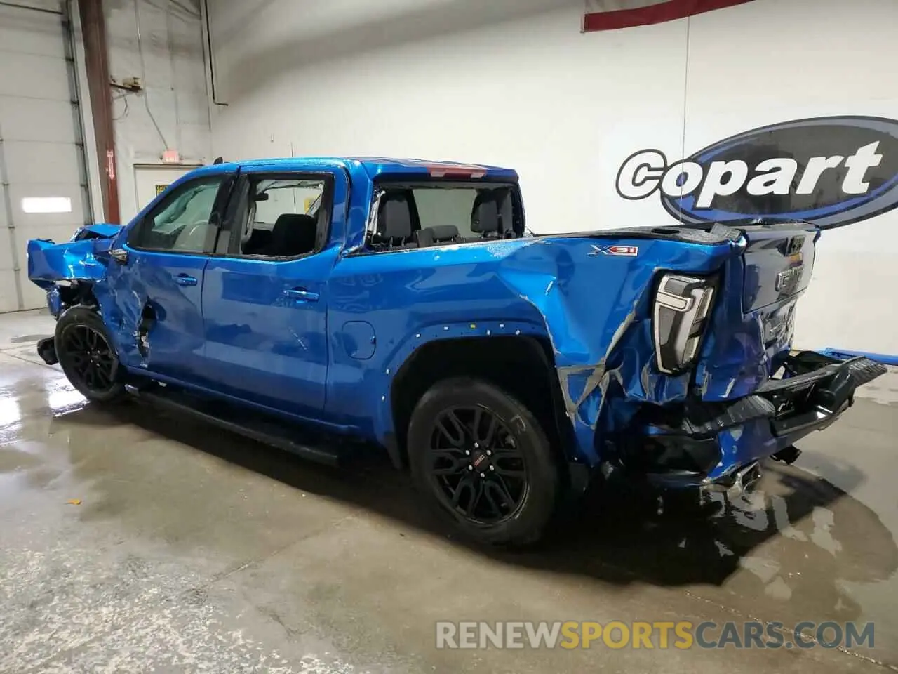 2 fotografías del automóvil dañado 3GTUUCEDXNG585479 GMC SIERRA 2022