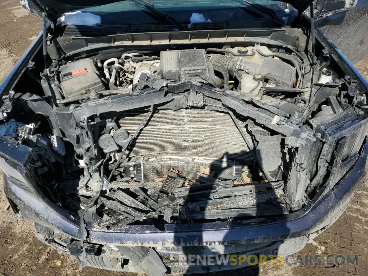 11 fotografías del automóvil dañado 3GTUUCET1NG564494 GMC SIERRA 2022