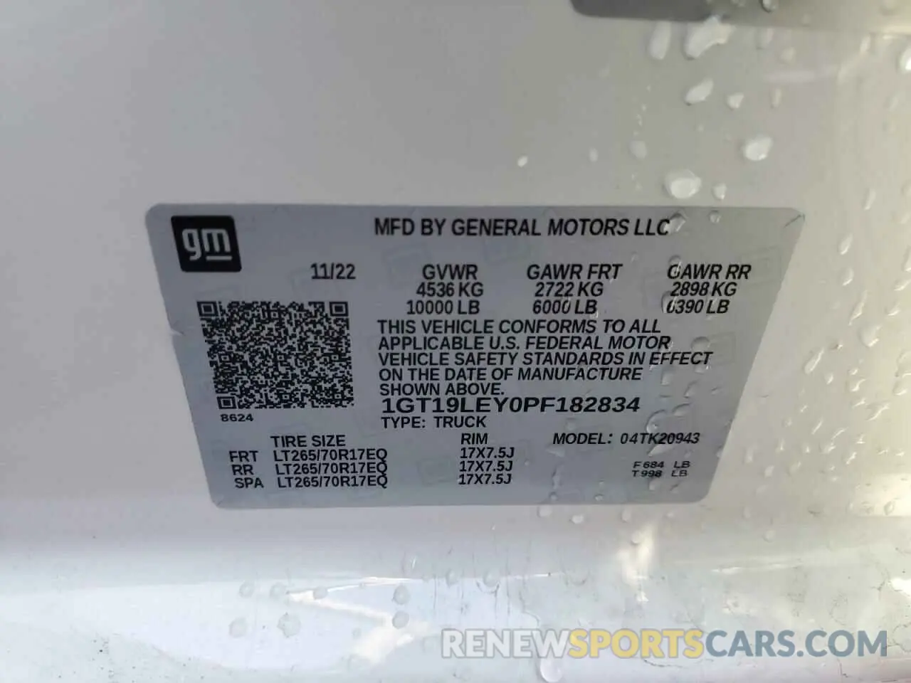 12 fotografías del automóvil dañado 1GT19LEY0PF182834 GMC SIERRA 2023