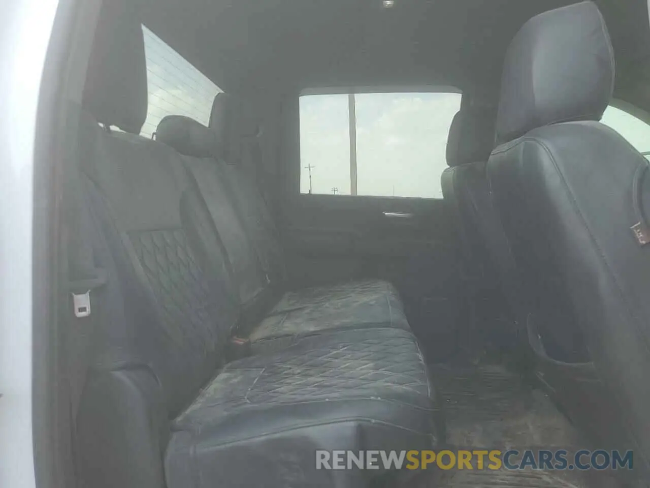 10 fotografías del automóvil dañado 1GT49LE70PF191604 GMC SIERRA 2023
