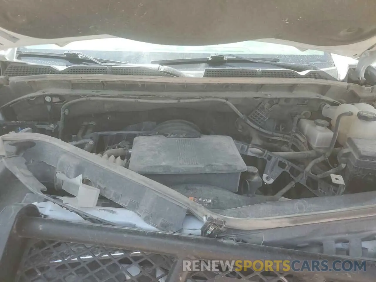 11 fotografías del automóvil dañado 1GT49LE70PF191604 GMC SIERRA 2023