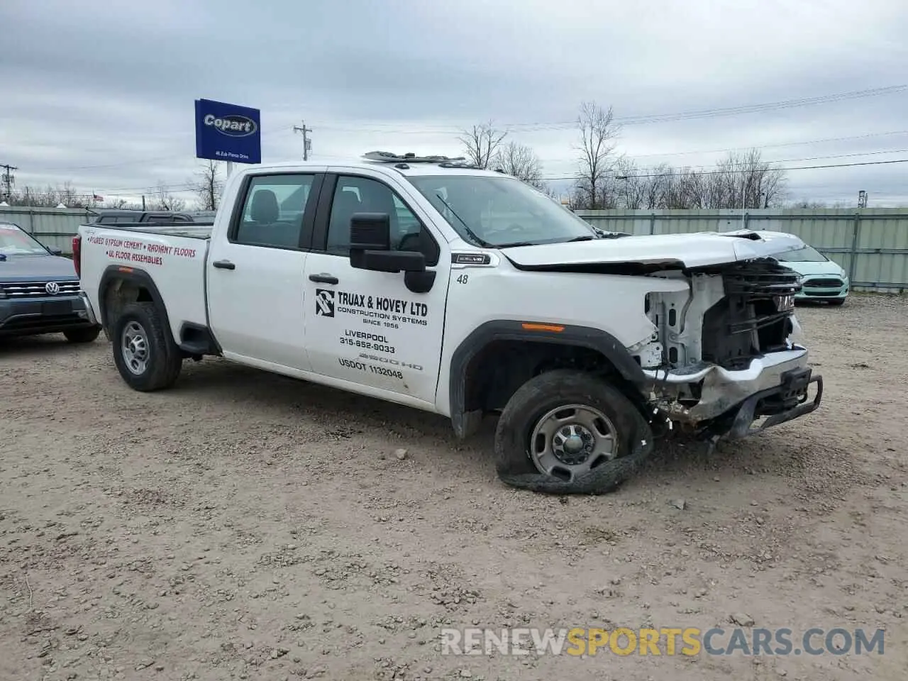 4 fotografías del automóvil dañado 1GT49LE75PF212494 GMC SIERRA 2023