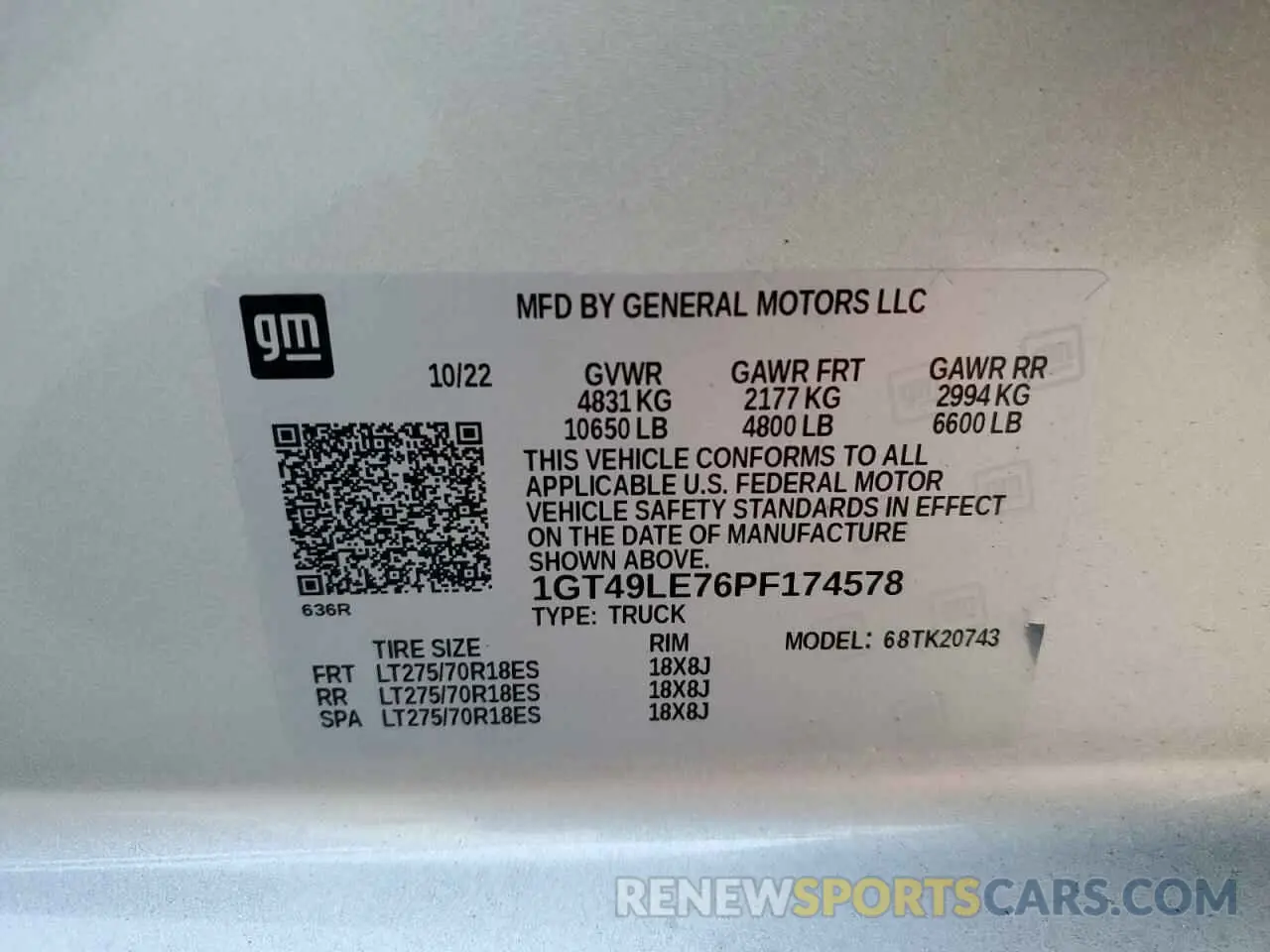 12 fotografías del automóvil dañado 1GT49LE76PF174578 GMC SIERRA 2023