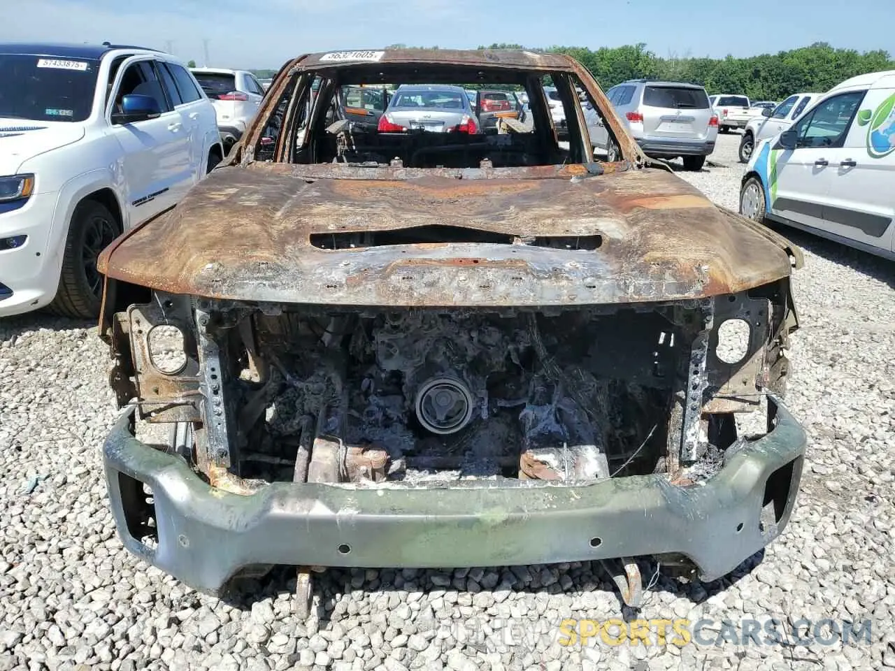 5 fotografías del automóvil dañado 1GT49NE73PF174985 GMC SIERRA 2023