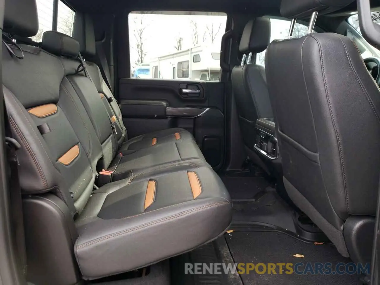 10 fotografías del automóvil dañado 1GT49PE70PF187396 GMC SIERRA 2023