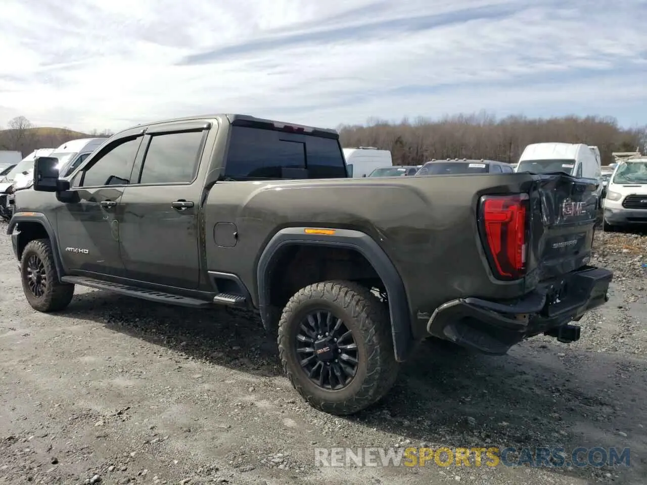2 fotografías del automóvil dañado 1GT49PE70PF187396 GMC SIERRA 2023