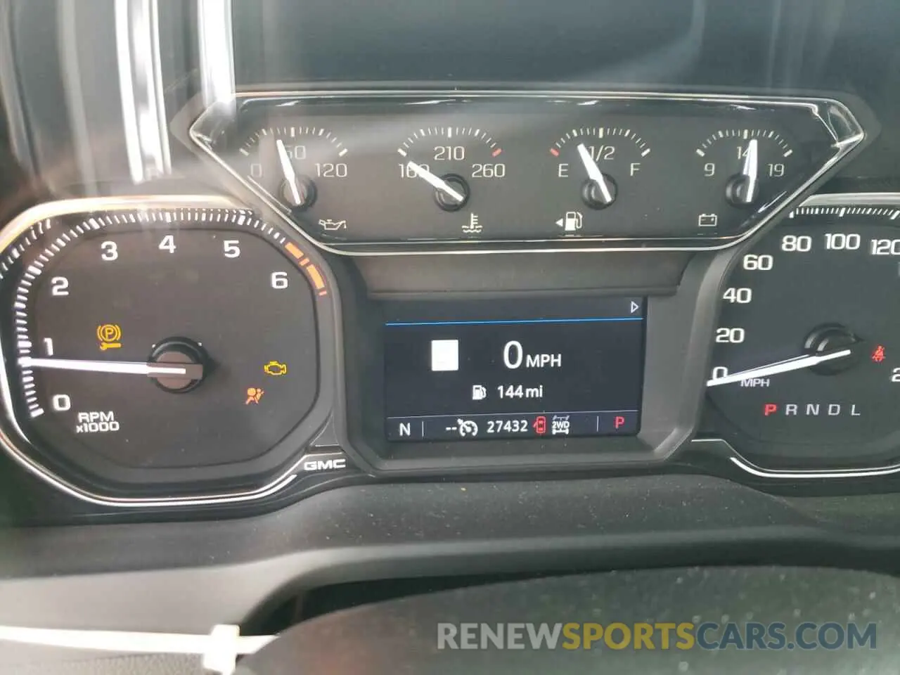 9 fotografías del automóvil dañado 1GT49PE70PF187396 GMC SIERRA 2023