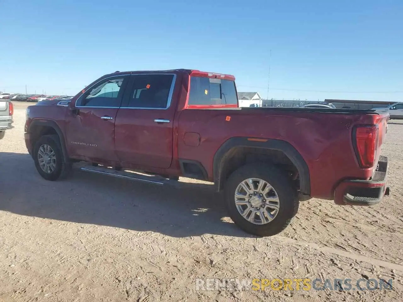 2 fotografías del automóvil dañado 1GT49REY6PF181834 GMC SIERRA 2023