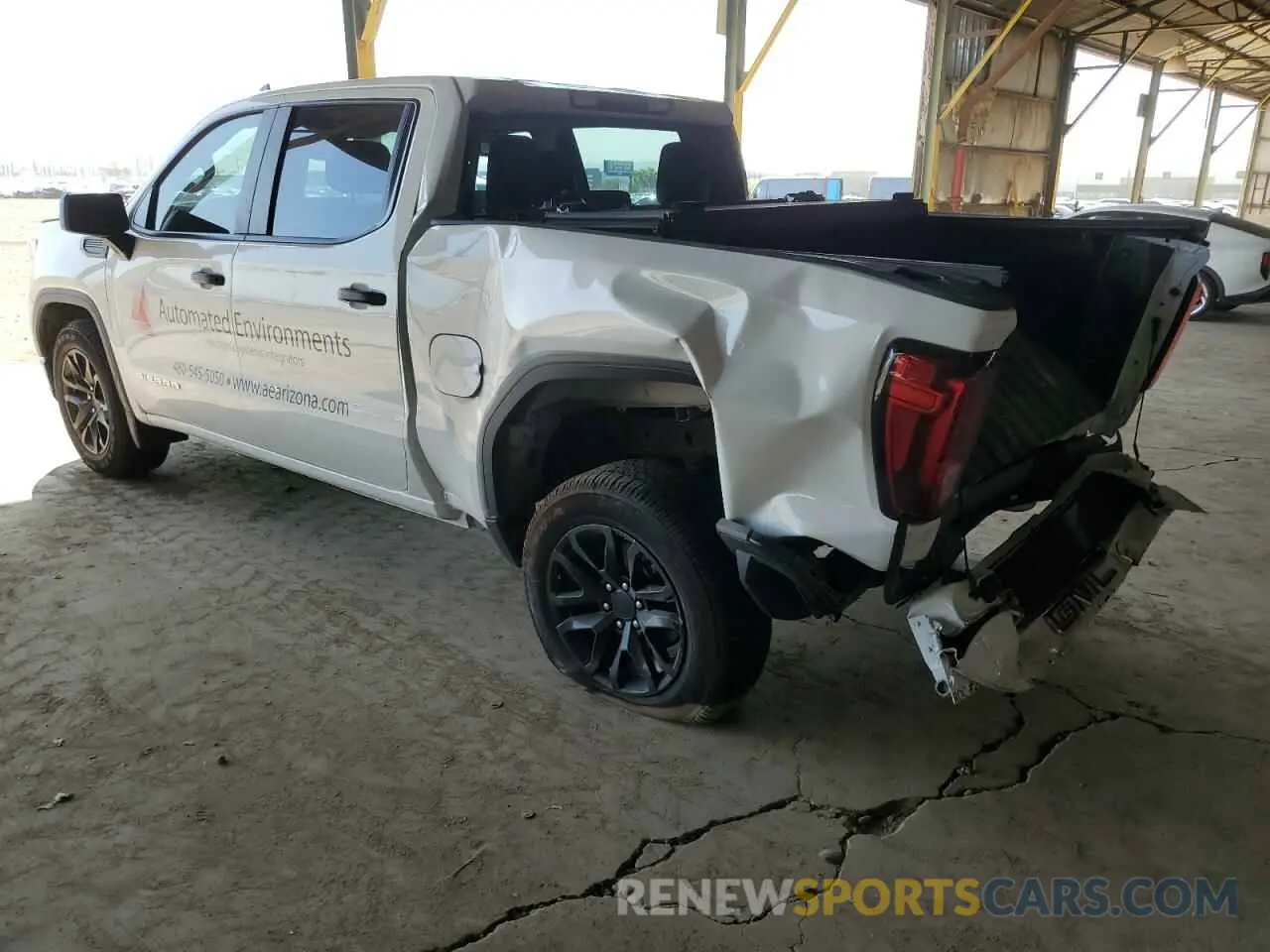 2 fotografías del automóvil dañado 1GTPHAEK0PZ101441 GMC SIERRA 2023