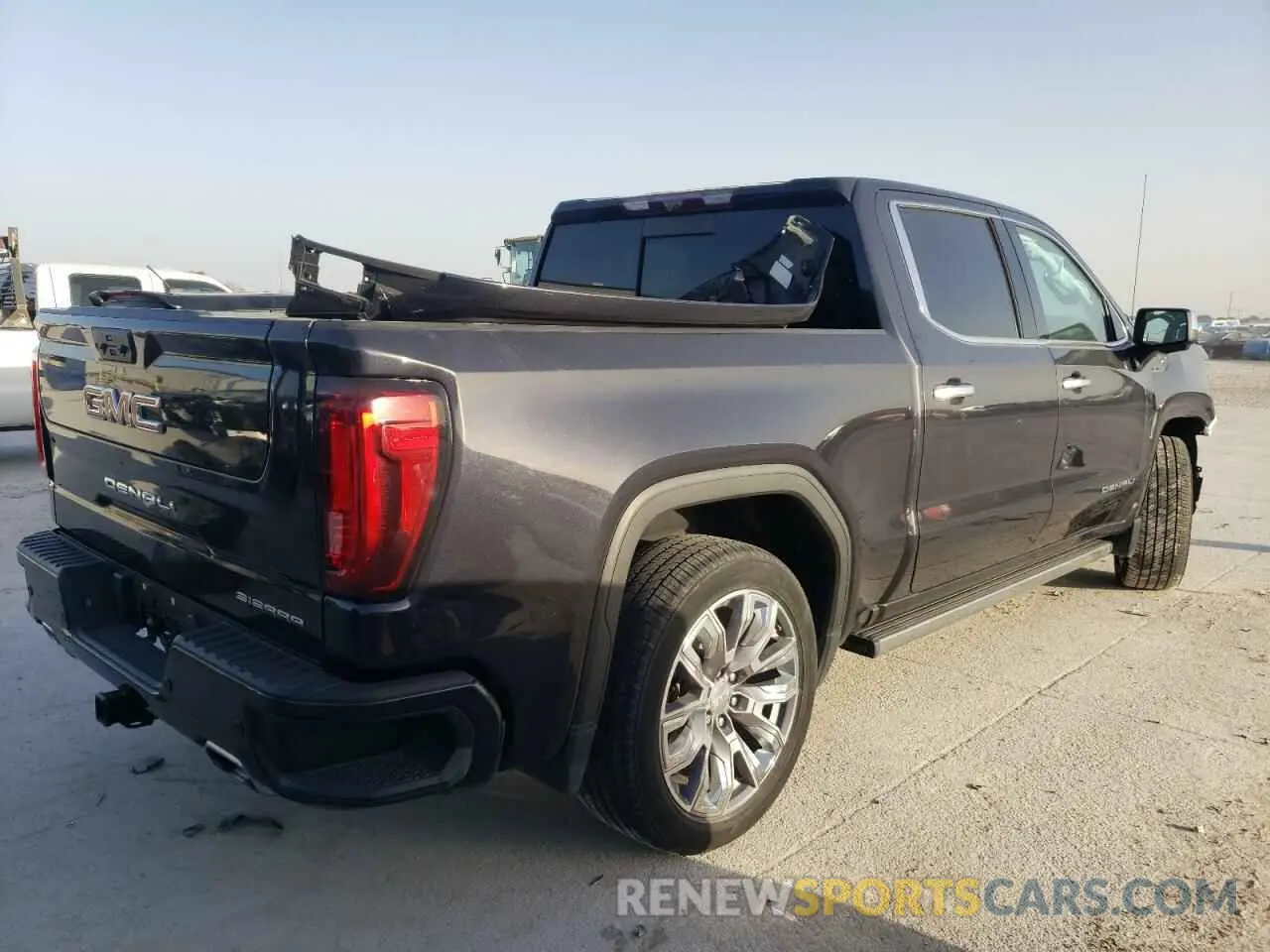 3 fotografías del automóvil dañado 1GTPHGED3PZ105116 GMC SIERRA 2023