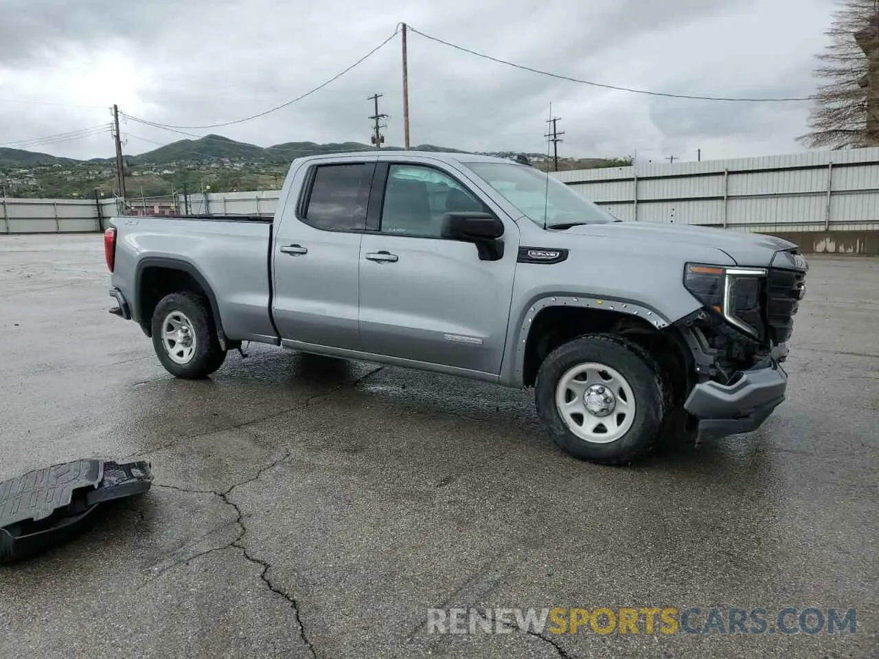 4 fotografías del automóvil dañado 1GTRUCEDXPZ252966 GMC SIERRA 2023