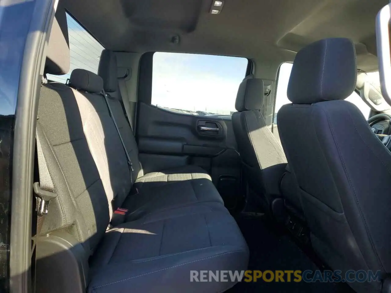 10 fotografías del automóvil dañado 1GTUUAED1PZ293954 GMC SIERRA 2023