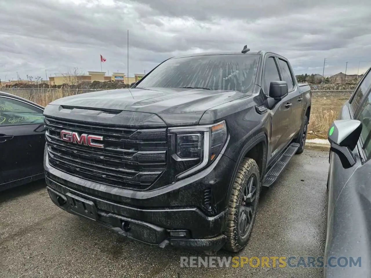 2 fotografías del automóvil dañado 1GTUUCED2PZ167775 GMC SIERRA 2023