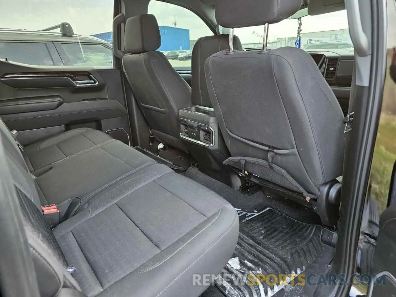 6 fotografías del automóvil dañado 1GTUUCED2PZ167775 GMC SIERRA 2023