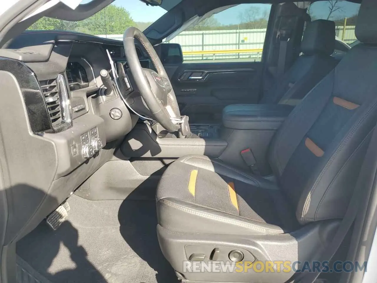 7 fotografías del automóvil dañado 1GTUUEELXPZ250339 GMC SIERRA 2023