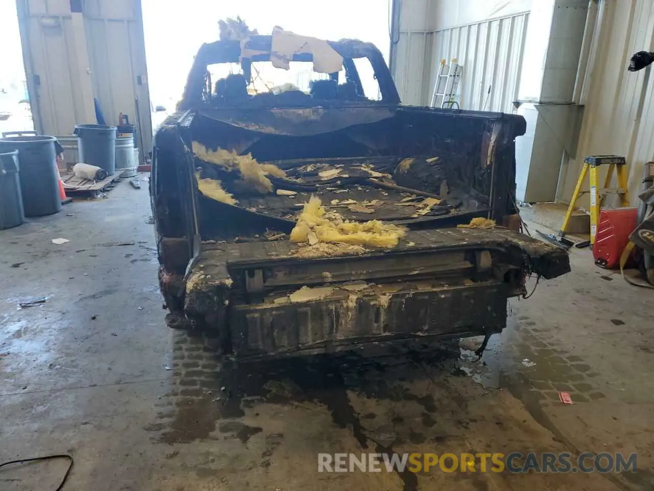 6 fotografías del automóvil dañado 1GTUUGEL2PZ261296 GMC SIERRA 2023