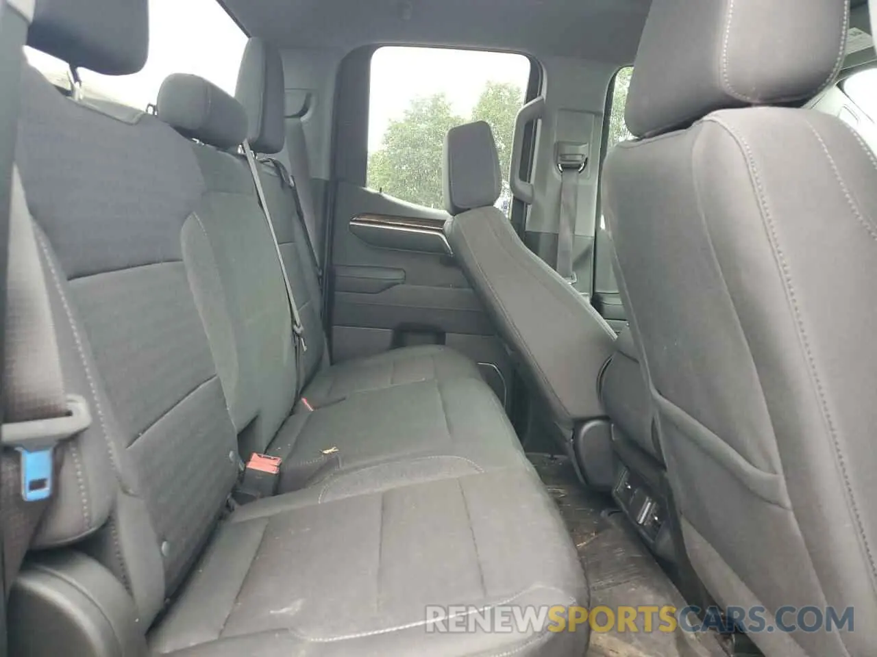 10 fotografías del automóvil dañado 1GTVUCE83PZ325290 GMC SIERRA 2023