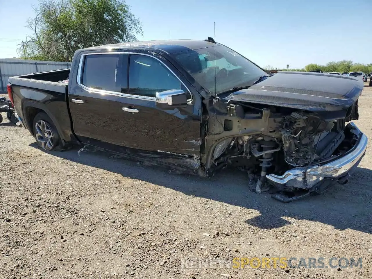 4 fotografías del automóvil dañado 3GTPHDED3PG148370 GMC SIERRA 2023