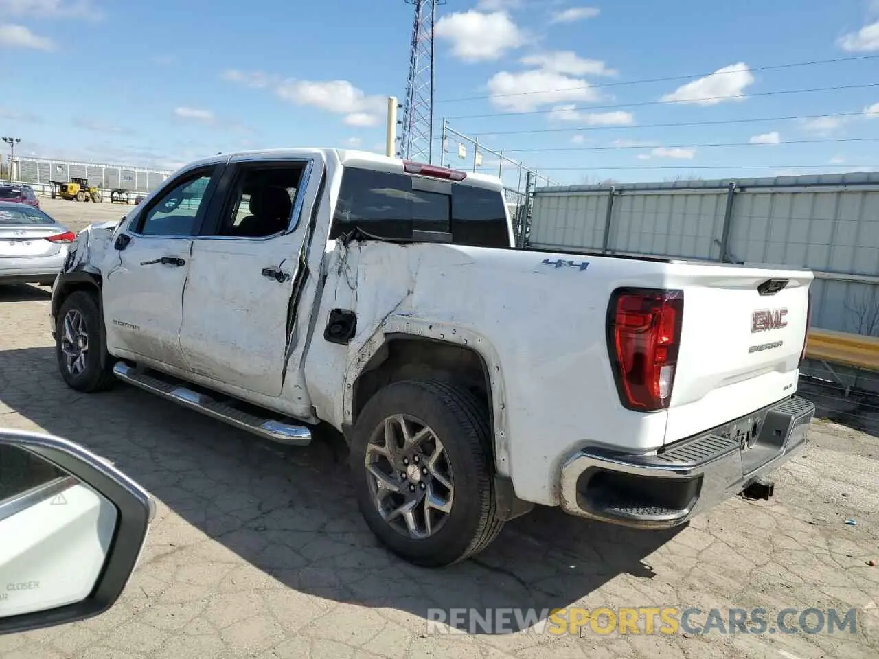 2 fotografías del automóvil dañado 3GTPUBEK8PG174011 GMC SIERRA 2023