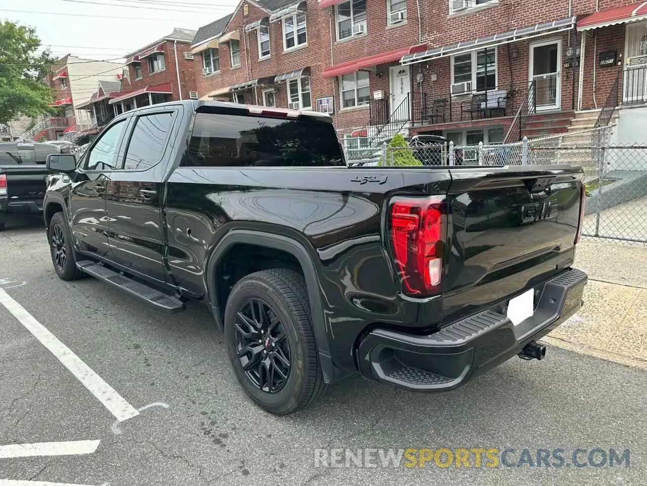 3 fotografías del automóvil dañado 3GTPUCEKXPG102992 GMC SIERRA 2023