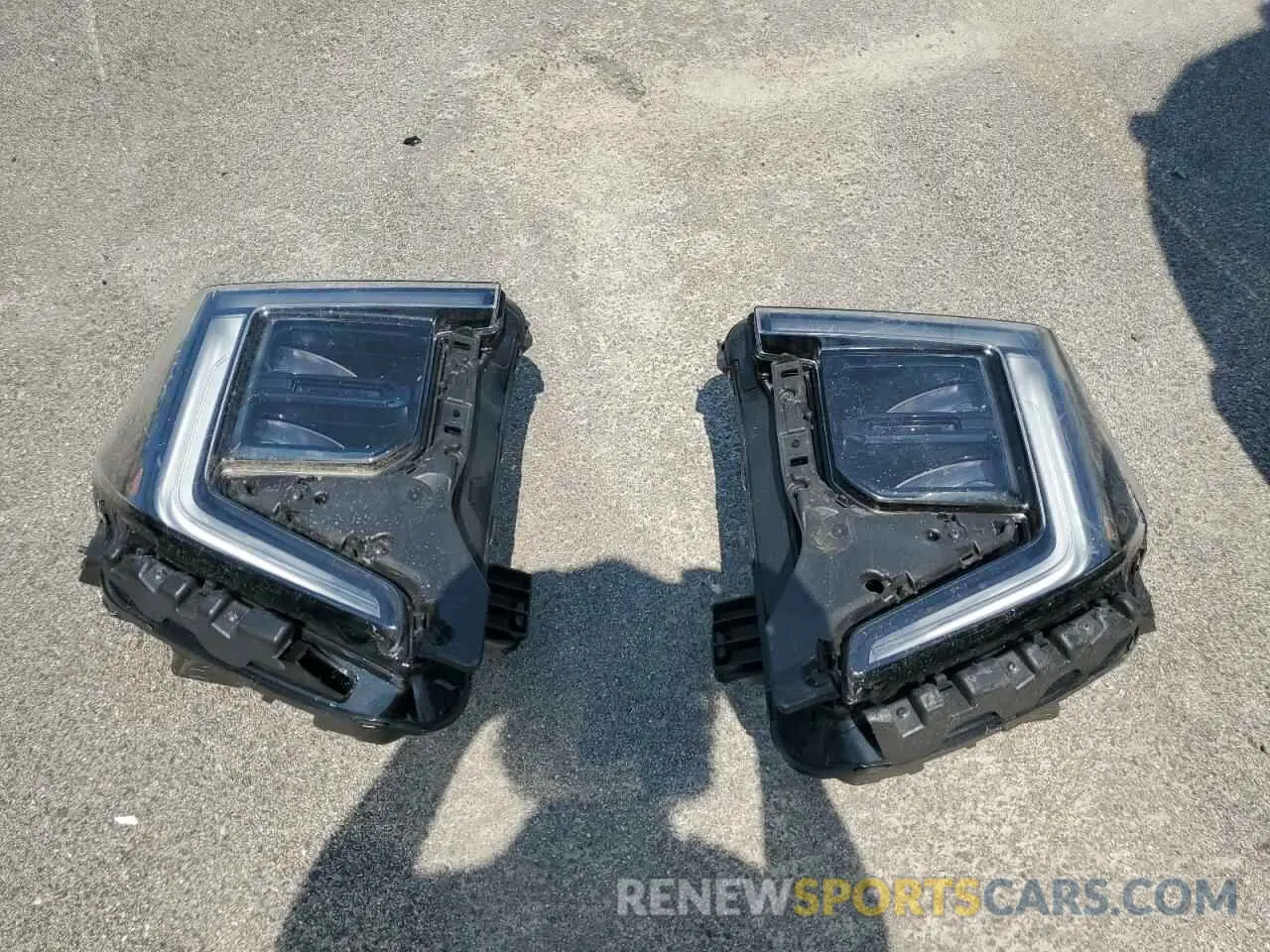 12 fotografías del automóvil dañado 3GTUUBED0PG276472 GMC SIERRA 2023
