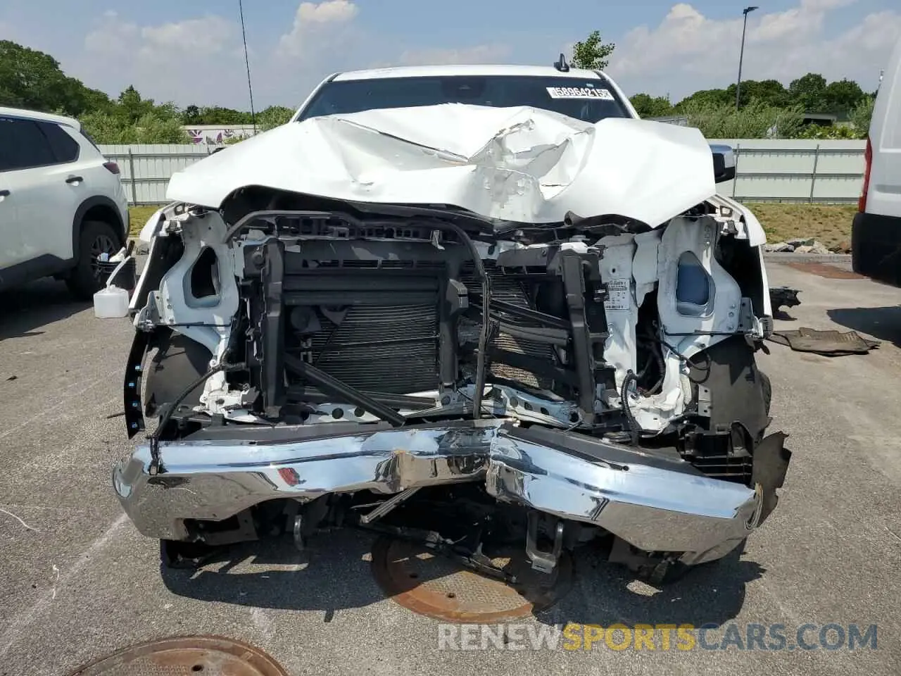 5 fotografías del automóvil dañado 3GTUUBED0PG276472 GMC SIERRA 2023