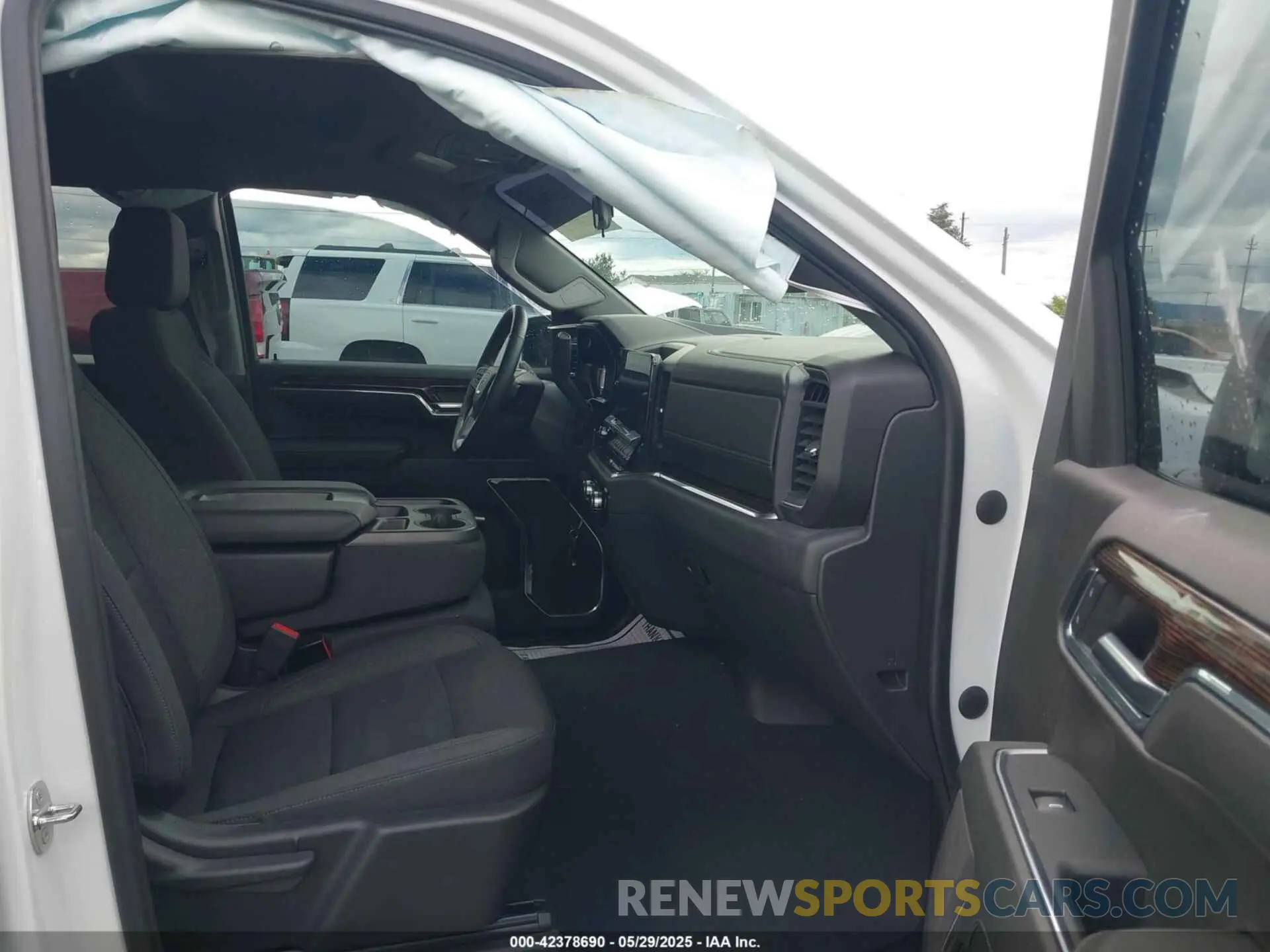 5 fotografías del automóvil dañado 3GTUUCED2PG353137 GMC SIERRA 2023