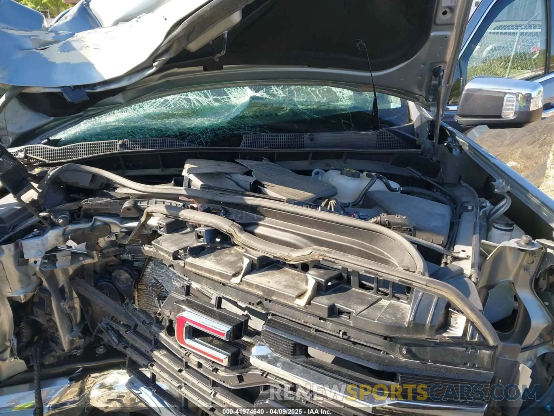 10 fotografías del automóvil dañado 3GTUUDED1PG18O250 GMC SIERRA 2023