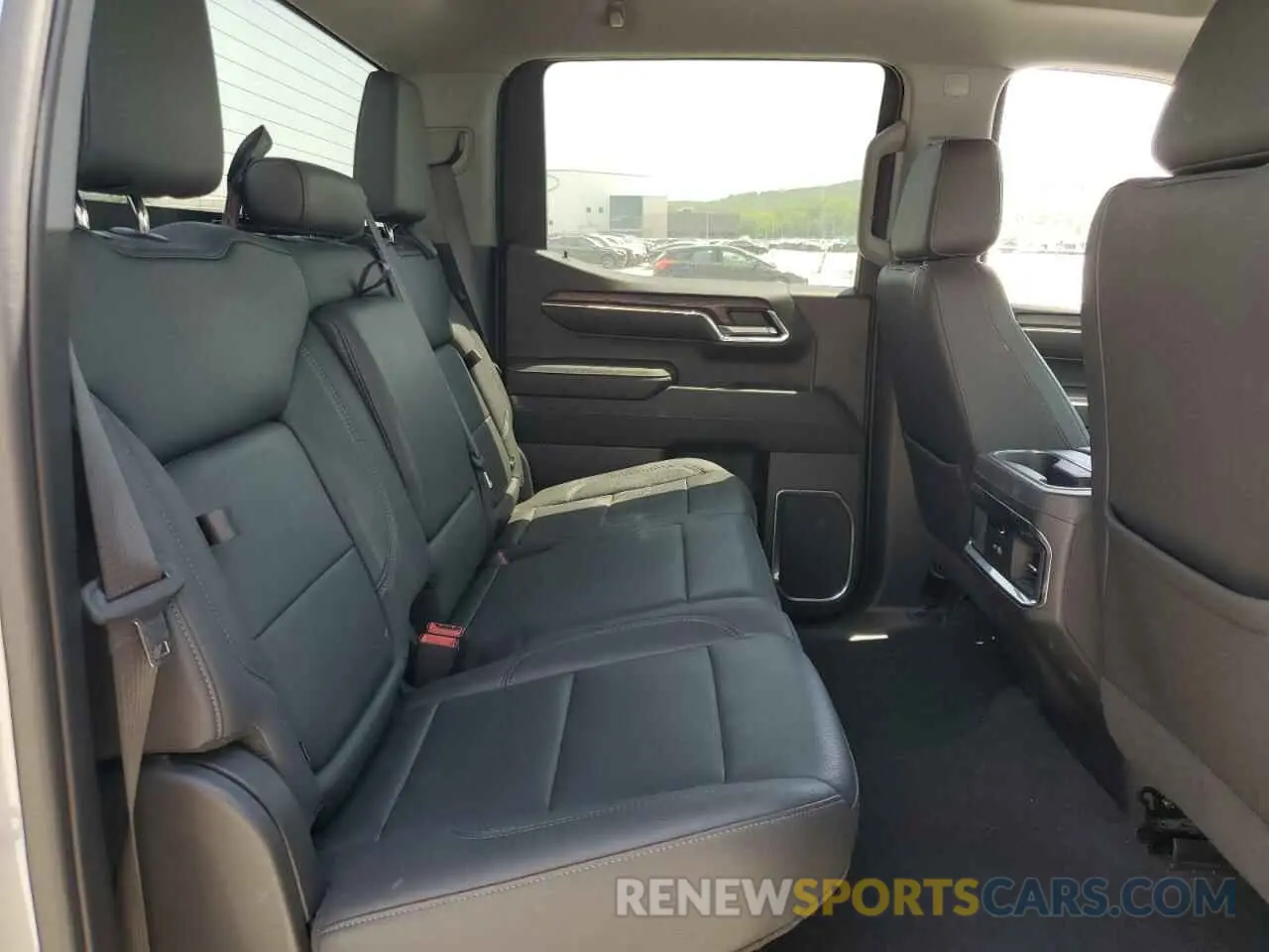 10 fotografías del automóvil dañado 3GTUUDEDXPG241062 GMC SIERRA 2023