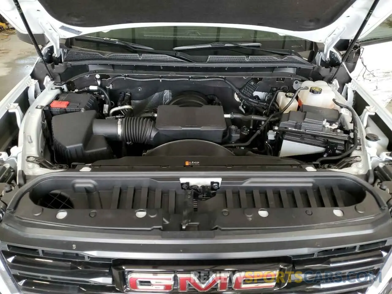 11 fotografías del automóvil dañado 1GT39SE77RF167552 GMC SIERRA 2024
