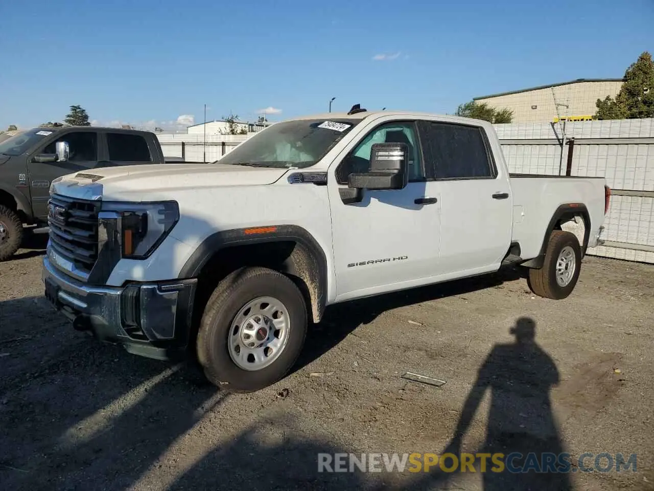 1 fotografías del automóvil dañado 1GT48PE79RF294842 GMC SIERRA 2024
