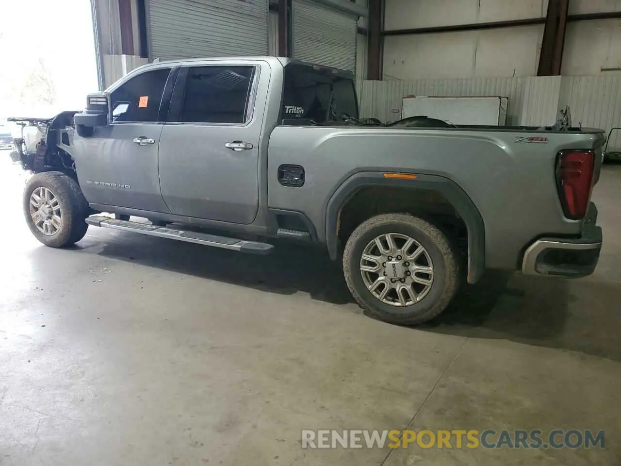 2 fotografías del automóvil dañado 1GT49NEY3RF172973 GMC SIERRA 2024