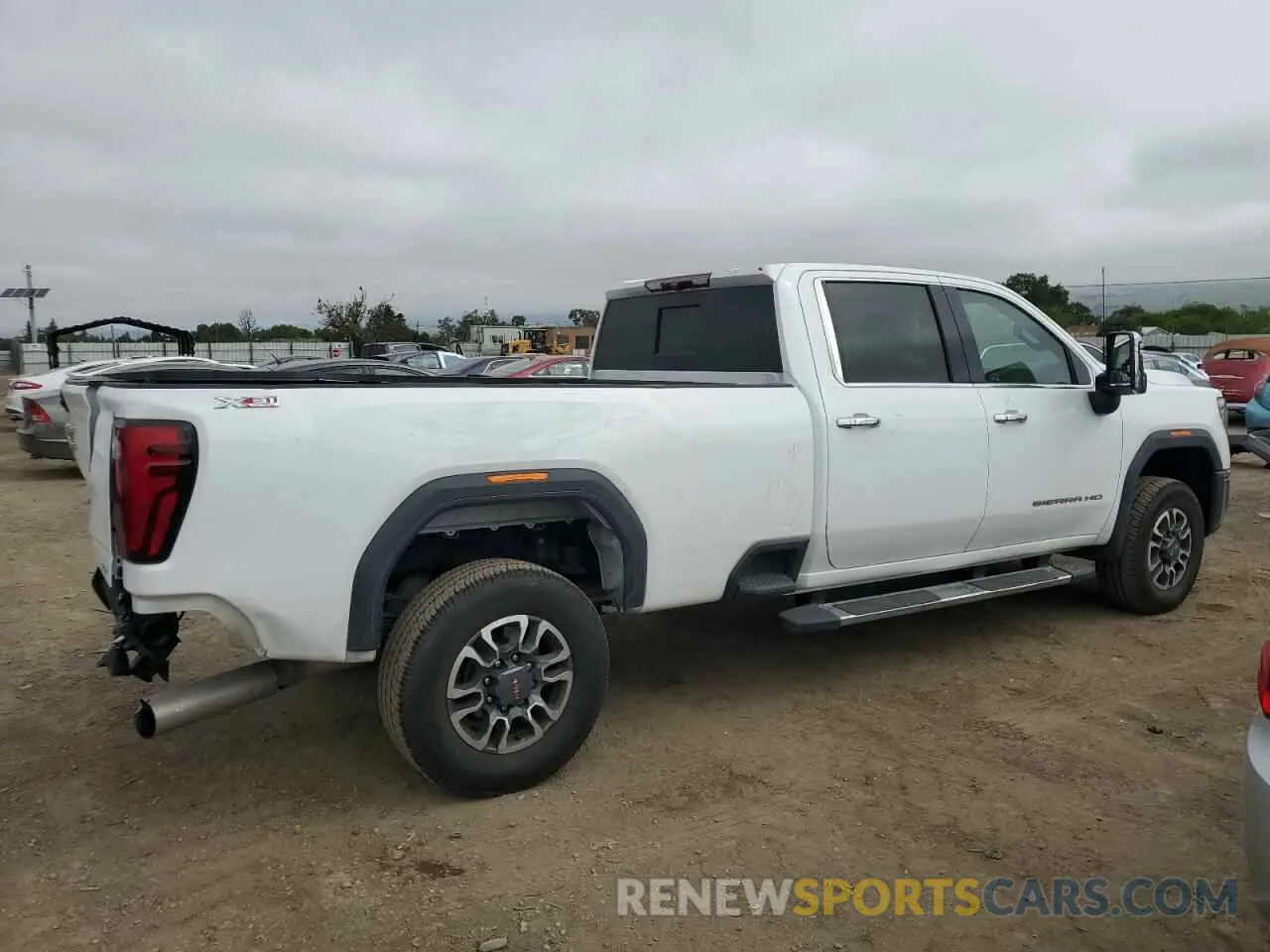 3 fotografías del automóvil dañado 1GT49NEY8RF290923 GMC SIERRA 2024