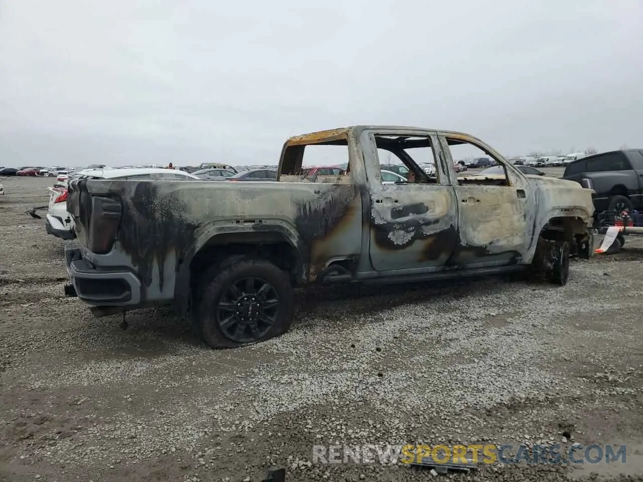 3 fotografías del automóvil dañado 1GT49PE75RF379710 GMC SIERRA 2024