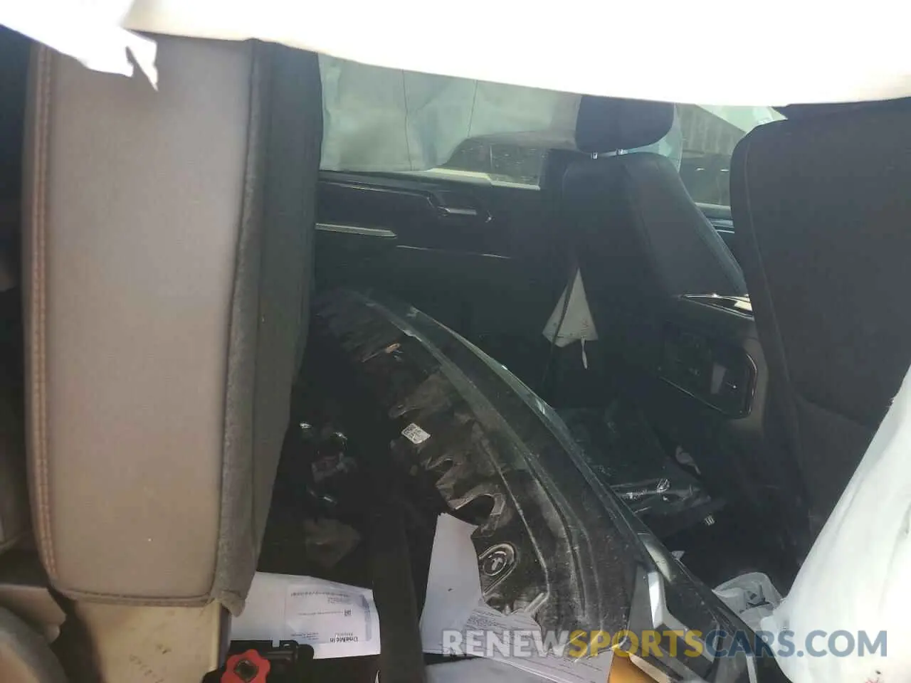 10 fotografías del automóvil dañado 1GT49PEY3RF167767 GMC SIERRA 2024