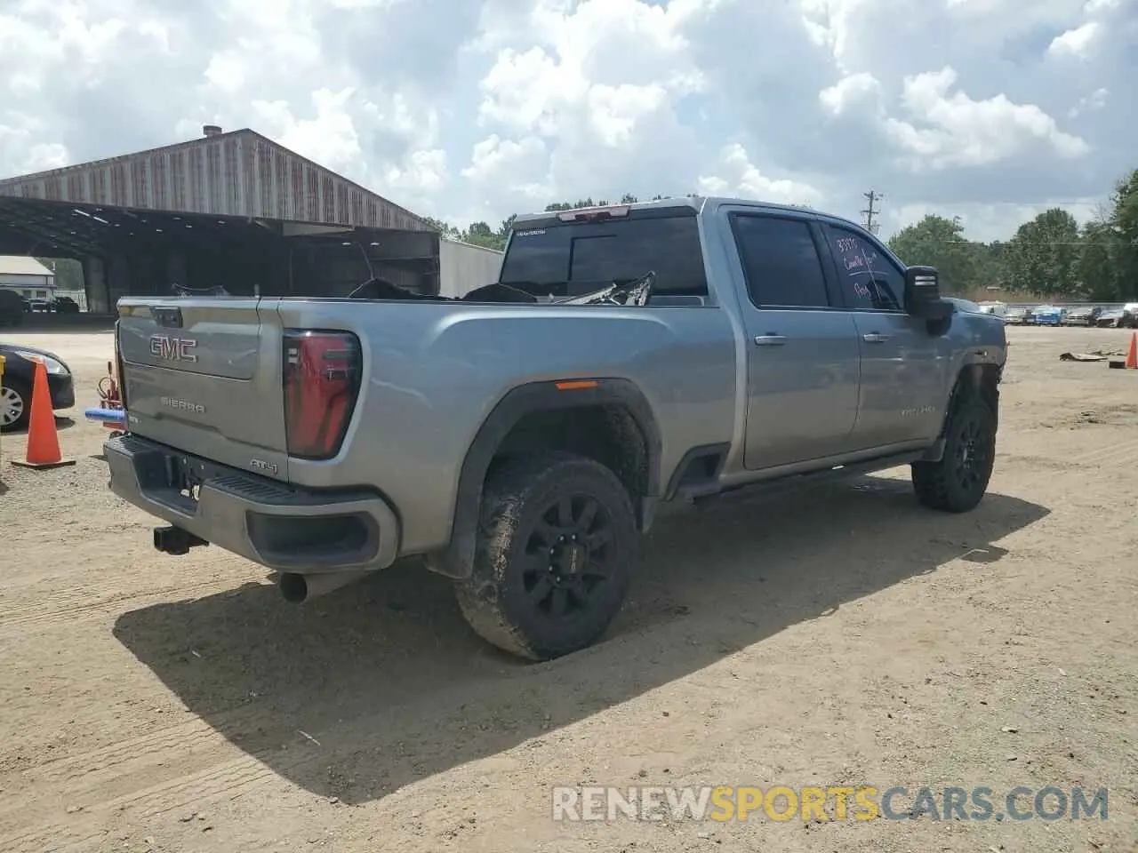 3 fotografías del automóvil dañado 1GT49PEY3RF167767 GMC SIERRA 2024