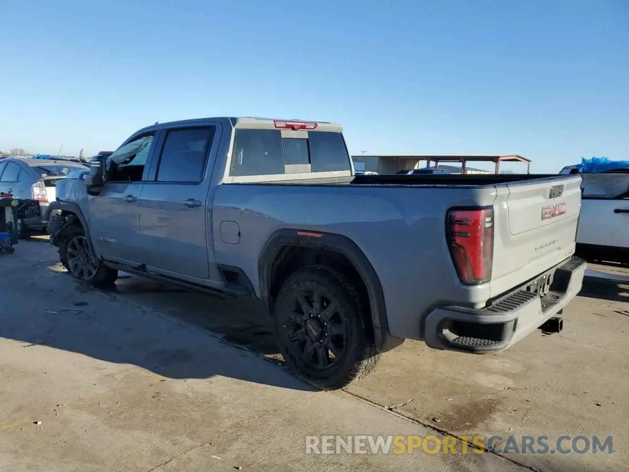2 fotografías del automóvil dañado 1GT49PEY5RF266994 GMC SIERRA 2024