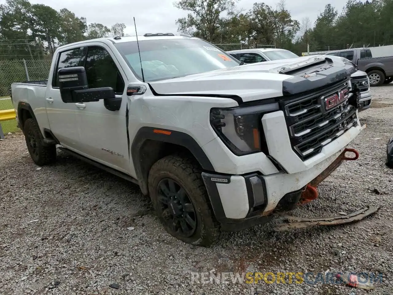 4 fotografías del automóvil dañado 1GT49PEY9RF177784 GMC SIERRA 2024