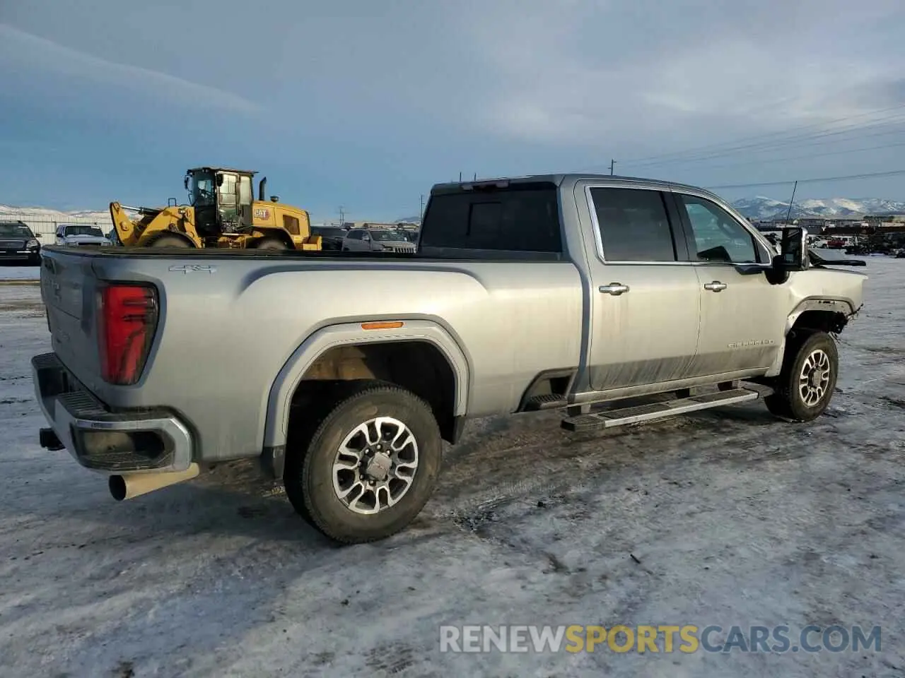 3 fotografías del automóvil dañado 1GT49UEYXRF257660 GMC SIERRA 2024