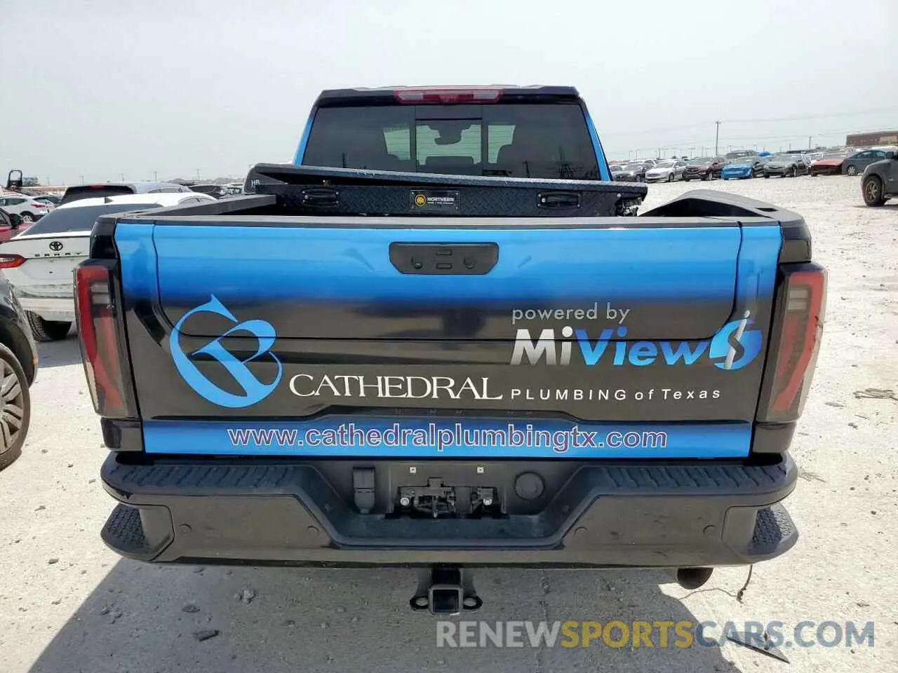 6 fotografías del automóvil dañado 1GT49VEY3RF258610 GMC SIERRA 2024