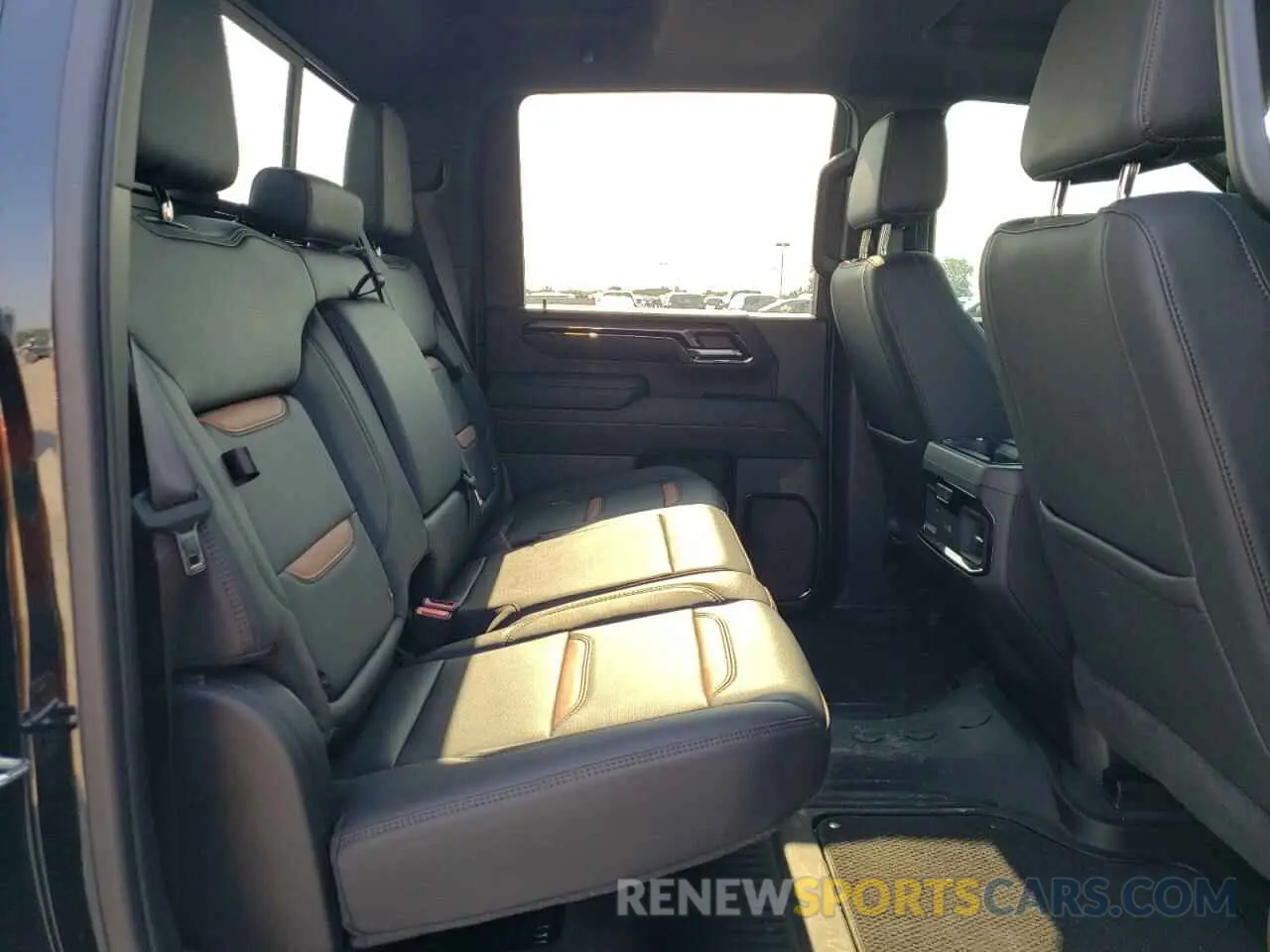 10 fotografías del automóvil dañado 1GT49VEY9RF113488 GMC SIERRA 2024