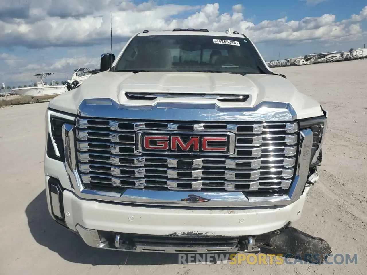 5 fotografías del automóvil dañado 1GT49WEY1RF413824 GMC SIERRA 2024
