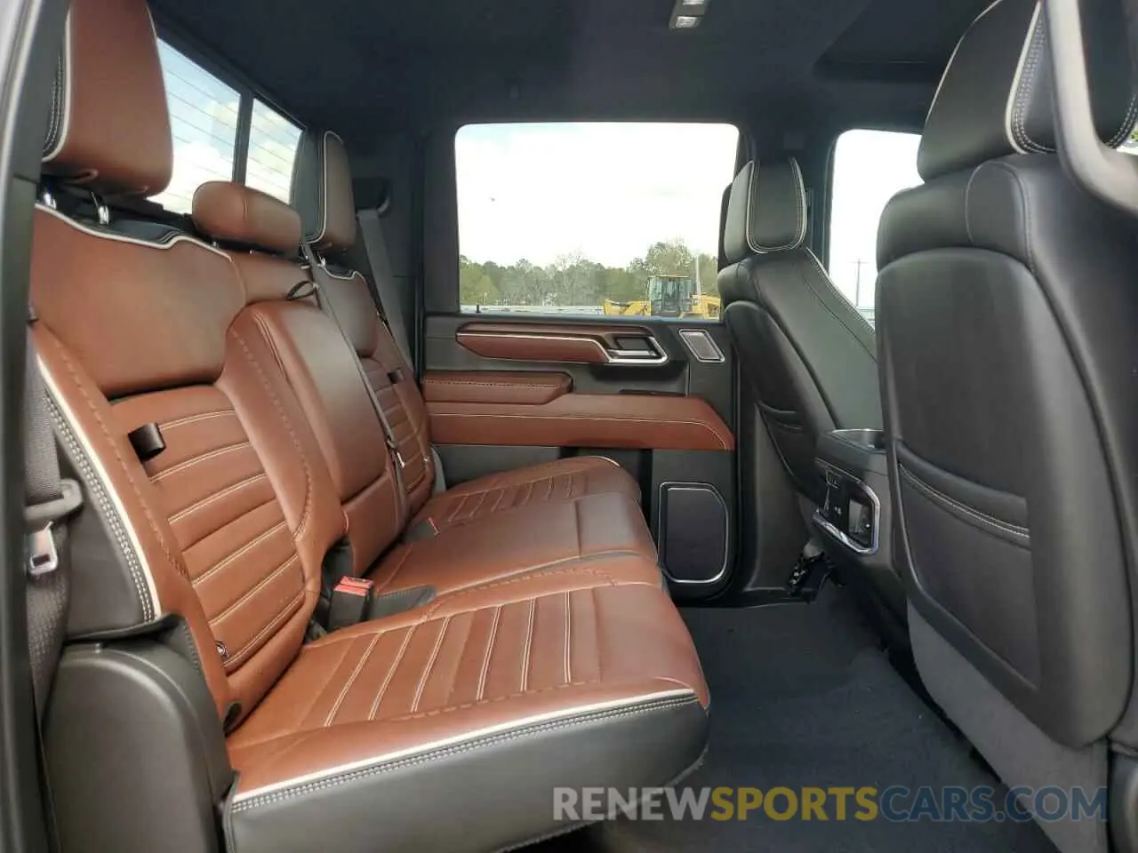 11 fotografías del automóvil dañado 1GT49XEY3RF150676 GMC SIERRA 2024