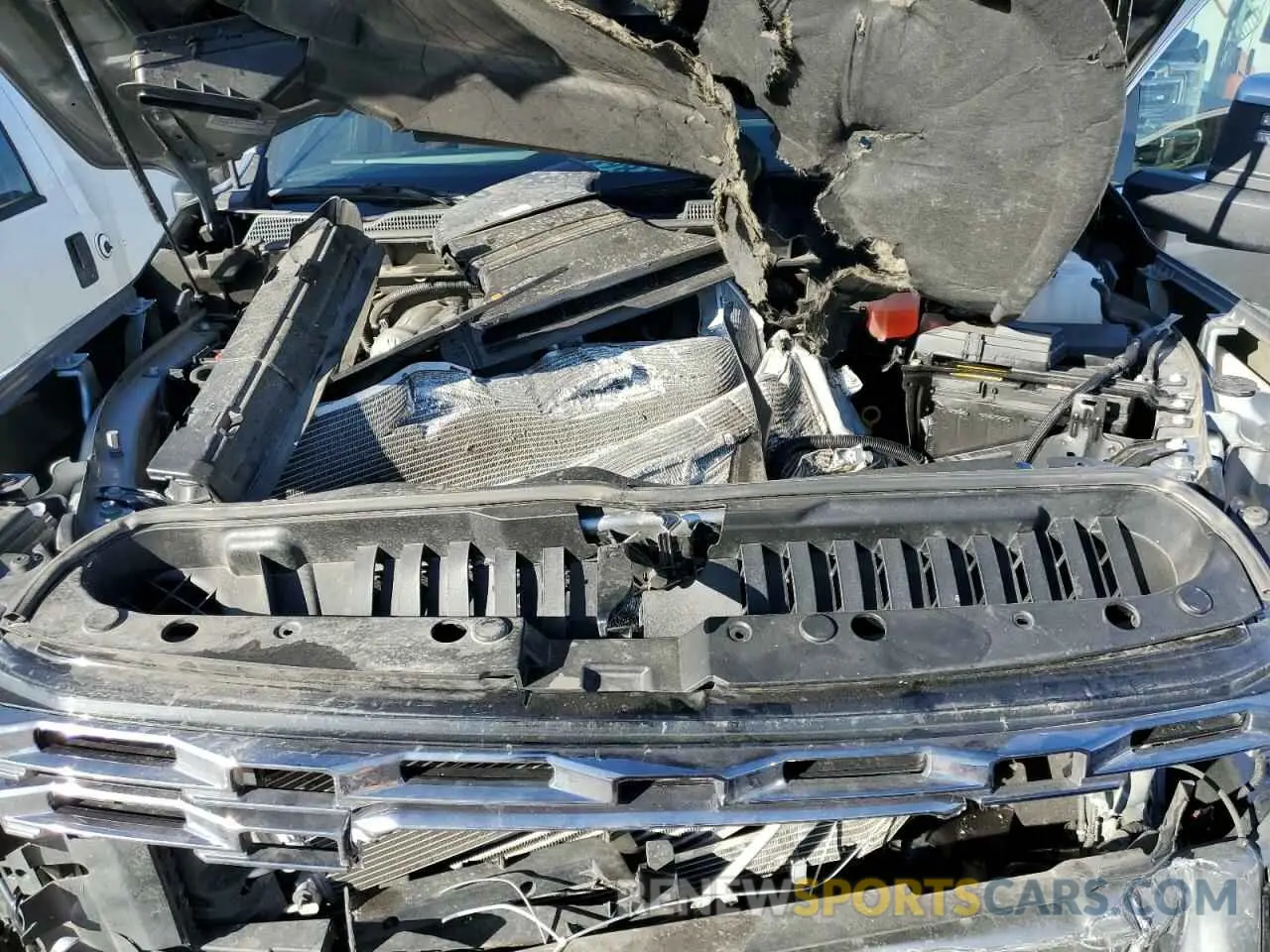 12 fotografías del automóvil dañado 1GT49YEYXRF403434 GMC SIERRA 2024