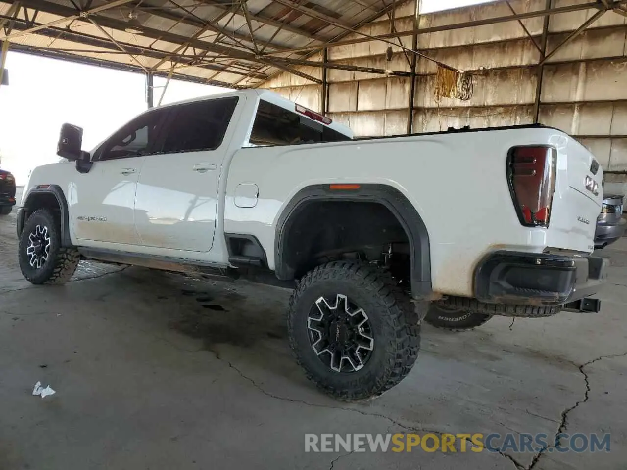 2 fotografías del automóvil dañado 1GT49ZEY7RF229795 GMC SIERRA 2024