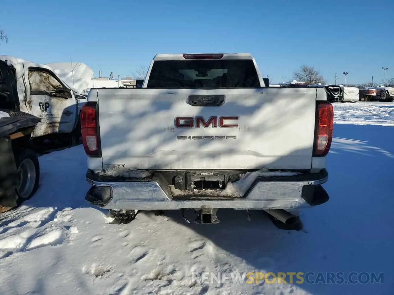 6 fotografías del automóvil dañado 1GT59LE71RF365641 GMC SIERRA 2024