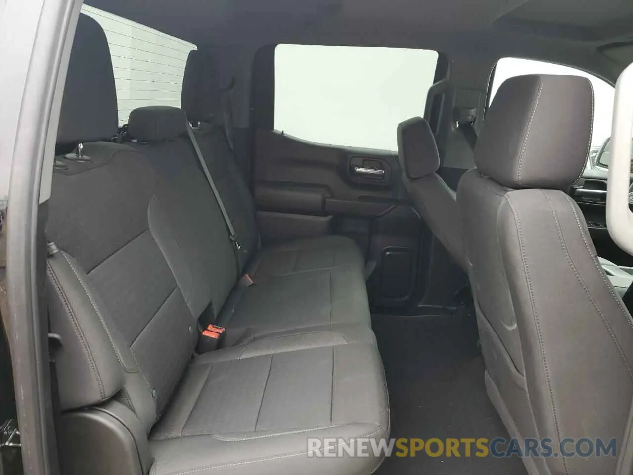 10 fotografías del automóvil dañado 1GTPHAEK4RZ368312 GMC SIERRA 2024