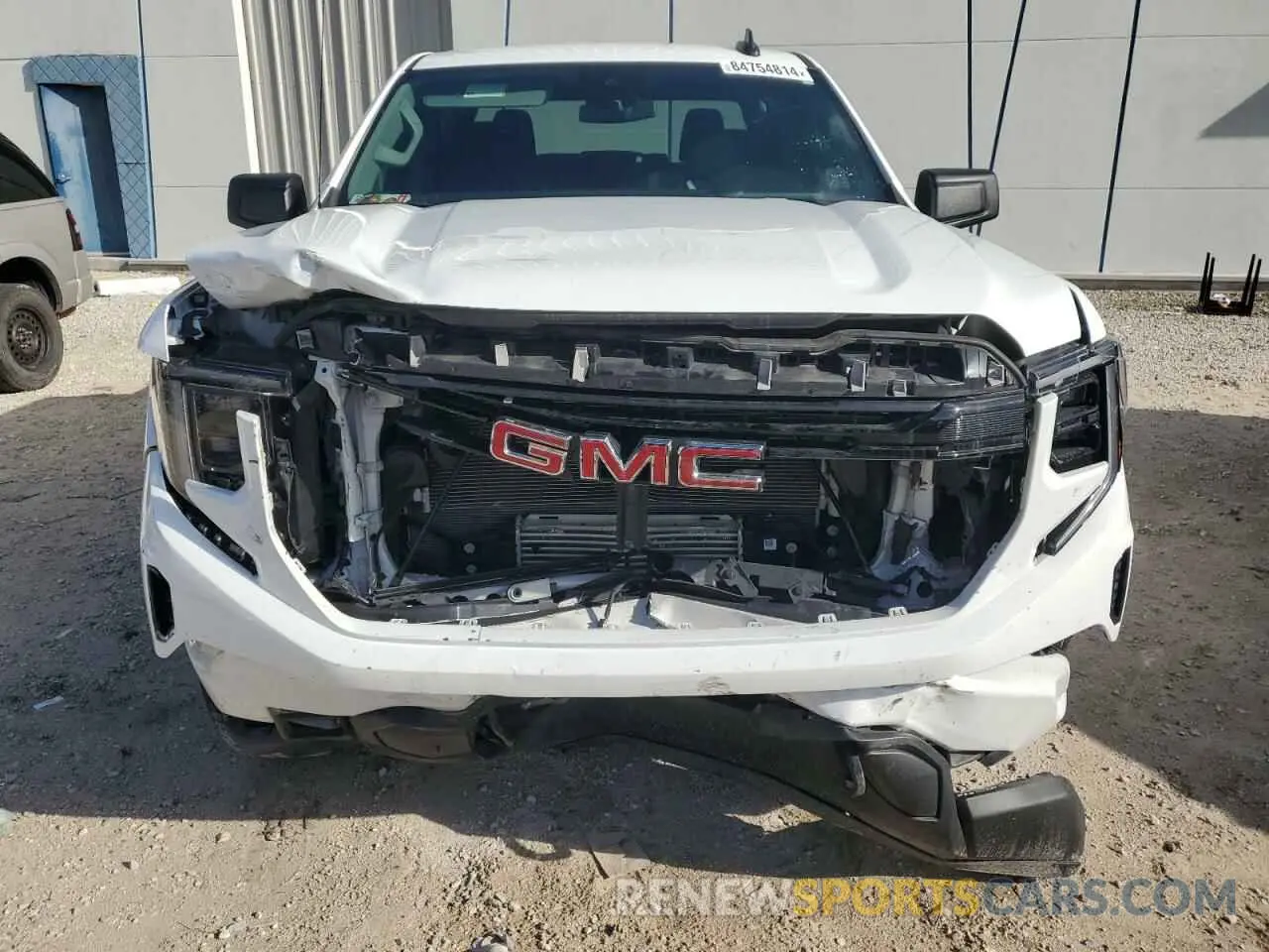5 fotografías del automóvil dañado 1GTRHCEK7RZ135335 GMC SIERRA 2024