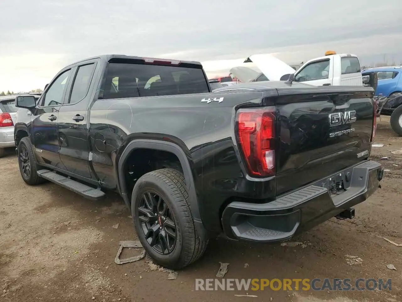 2 fotografías del automóvil dañado 1GTRUCEK9RZ377863 GMC SIERRA 2024