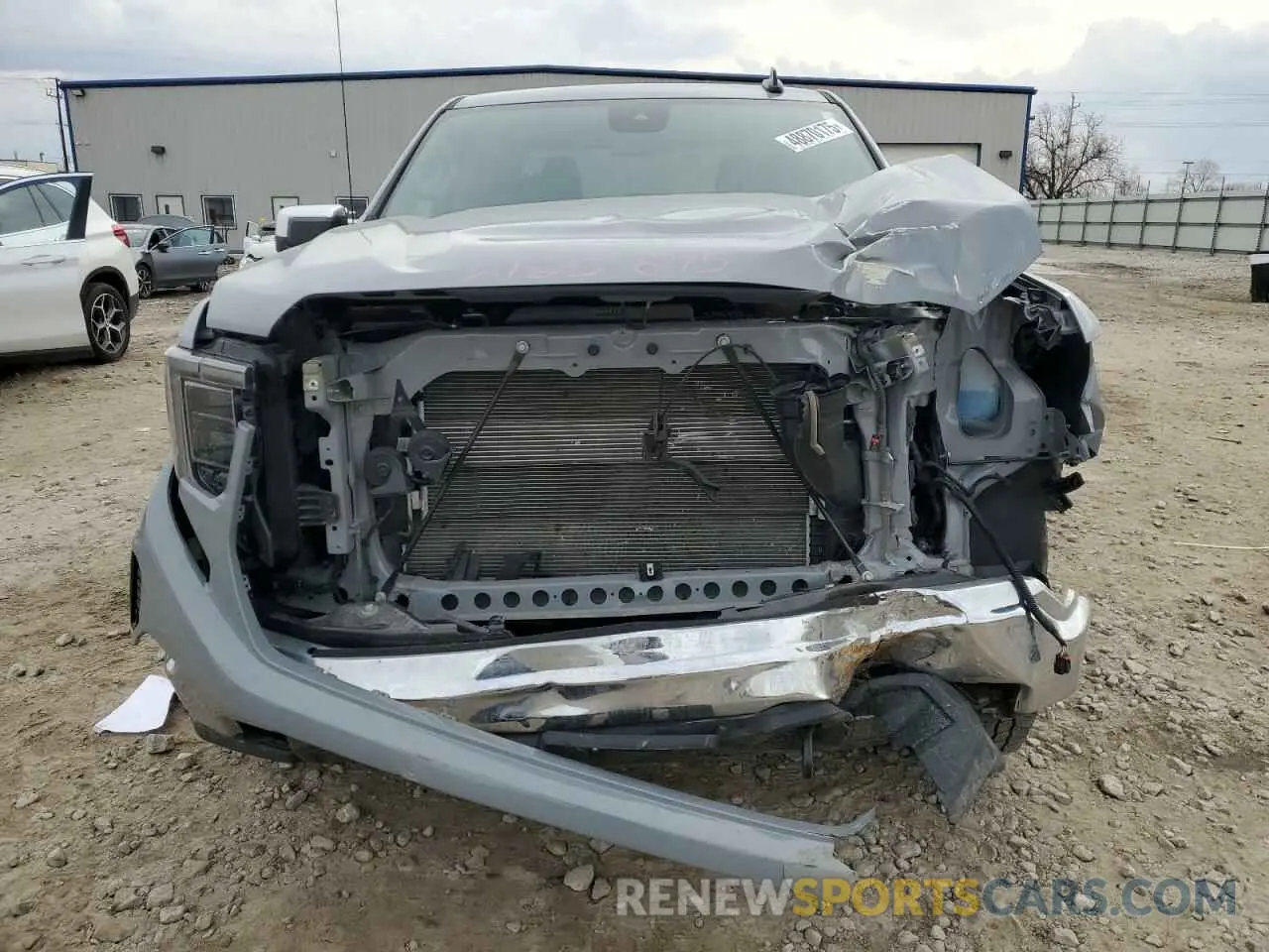5 fotografías del automóvil dañado 1GTUUBED5RZ147646 GMC SIERRA 2024
